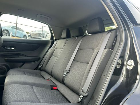 Used 2024 Nissan Ariya FWD image 46
