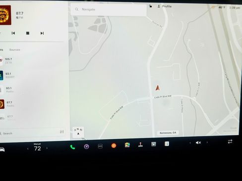 Used 2022 Tesla Model X image 22