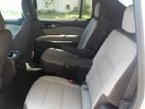 Used 2026 Chevrolet Traverse LT w/ Driver Confidence Package FWD image 27