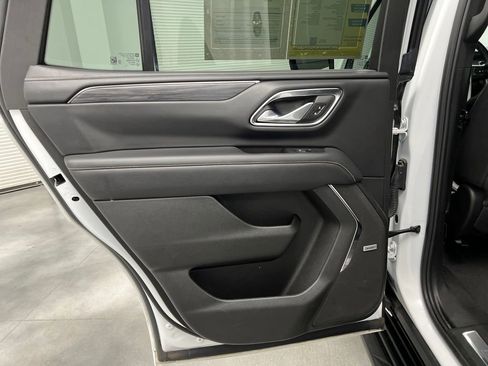 Used 2023 GMC Yukon SLT image 26