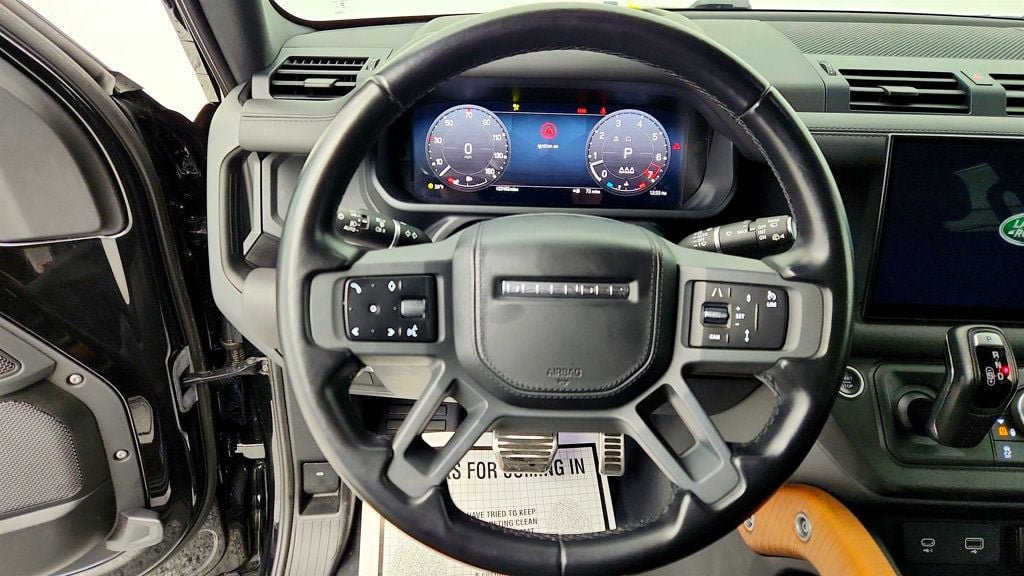 Used 2023 Land Rover Defender 110 X AWD/4WD image 14