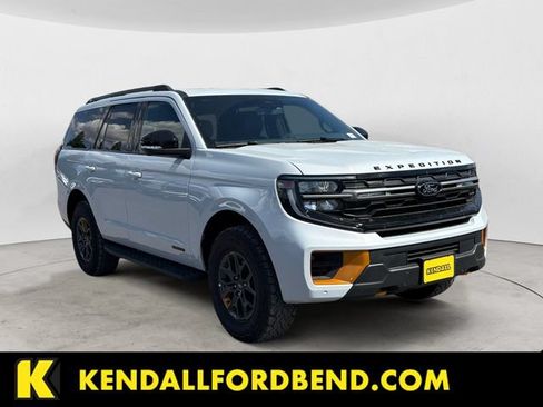 Used 2026 Ford Expedition Tremor AWD/4WD image 3
