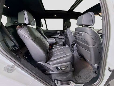 New 2026 BMW X7 xDrive40i w/ Executive Package image 31