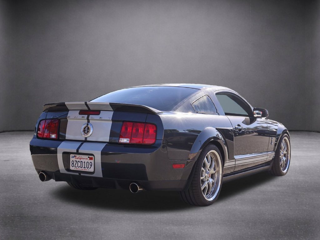 Used 2007 Ford Mustang Shelby GT500 RWD image 4