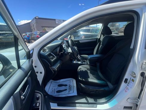 Used 2015 Subaru Outback 2.5i Premium AWD/4WD image 18