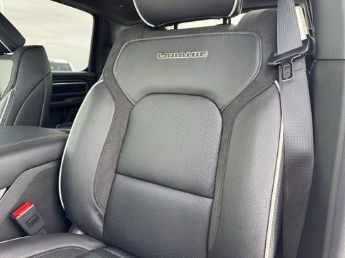 New 2026 RAM 1500 Laramie w/ Sport Appearance Package AWD/4WD image 29