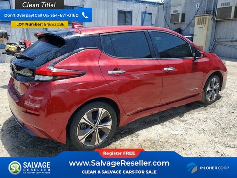 Used 2018 Nissan Leaf SV w/ SV Technology Package FWD image 4
