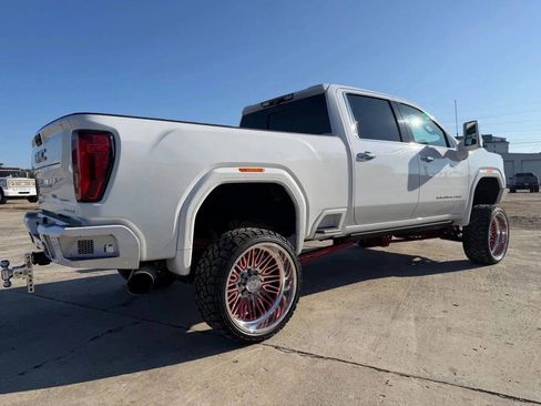 Used 2020 GMC Sierra 2500 Denali w/ Denali Ultimate Package image 3