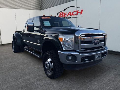 Used 2016 Ford F350 Lariat w/ Lariat Ultimate Package image 3