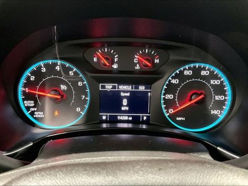 Used 2018 Chevrolet Equinox LS image 13