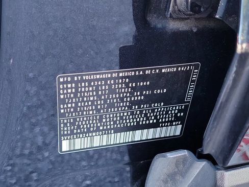 Certified 2022 Volkswagen Taos S FWD image 33