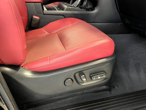 Used 2023 Lexus GX 460 Premium image 13