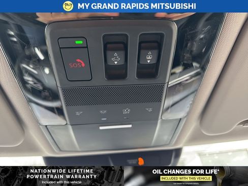 New 2026 Mitsubishi Outlander SE image 31