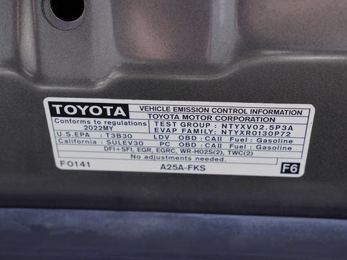 Used 2022 Toyota Camry SE FWD image 31