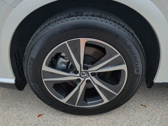 Certified 2026 Lexus RX 350 FWD image 11