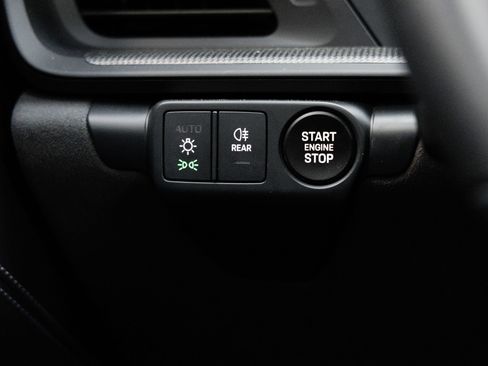 Certified 2025 Porsche 911 Carrera 4 GTS AWD/4WD image 19