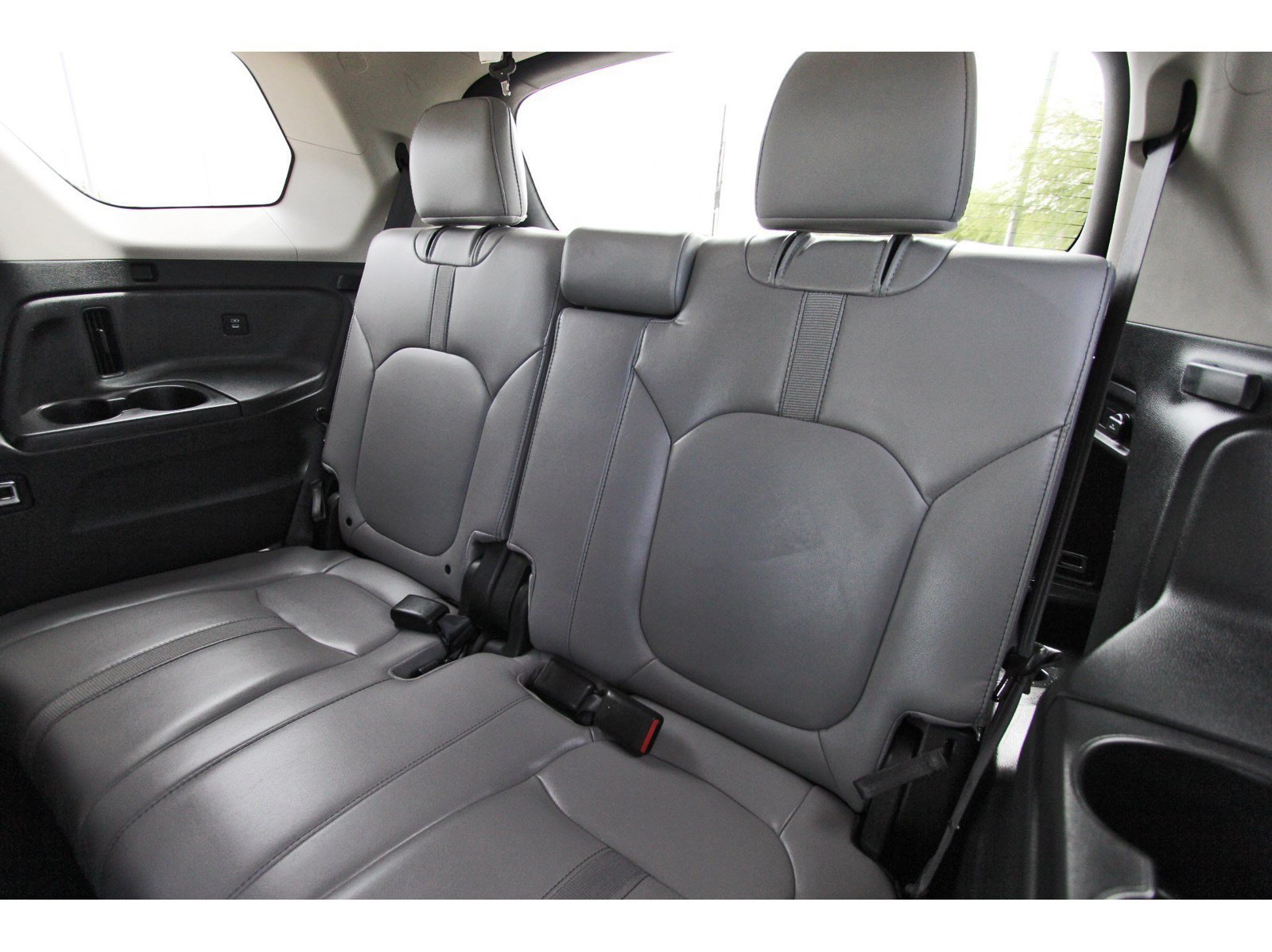 Used 2025 Honda Pilot EX-L image 31