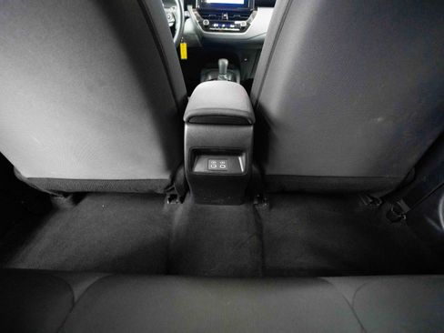 Used 2023 Toyota Corolla LE image 22