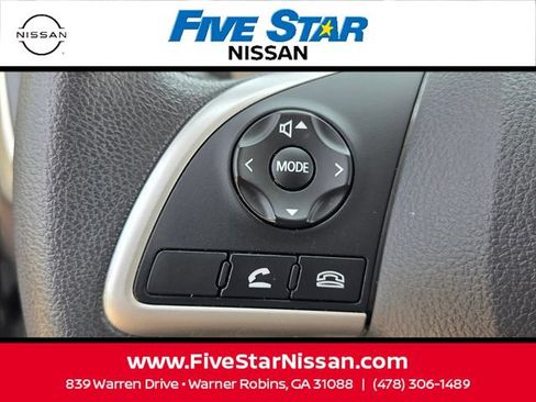 Used 2020 Mitsubishi Outlander ES FWD image 27