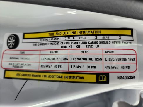 Used 2022 RAM 2500 Big Horn w/ Cold Weather Group image 57