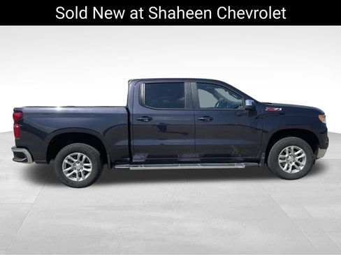 Used 2023 Chevrolet Silverado 1500 LT AWD/4WD image 8