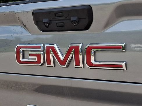 Used 2025 GMC Sierra 2500 AT4X AWD/4WD image 35