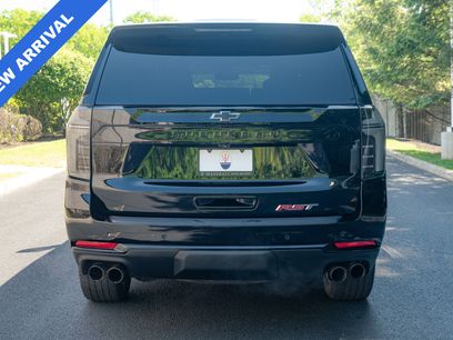 Used 2025 Chevrolet Suburban RST w/ RST Capability Package