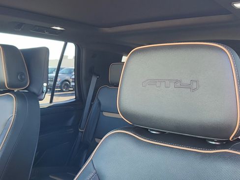 Used 2021 GMC Yukon AT4 w/ AT4 Premium Plus Package image 9