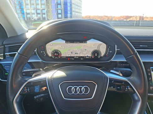 Used 2023 Audi A8 L 3.0T image 23