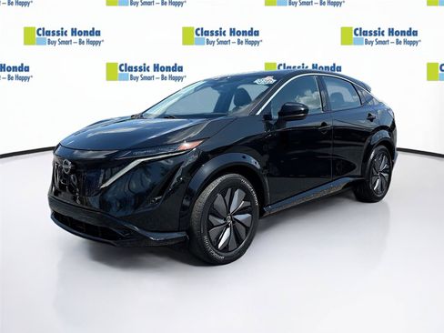 Used 2023 Nissan Ariya FWD image 3