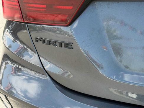 Used 2024 Kia Forte GT FWD image 31