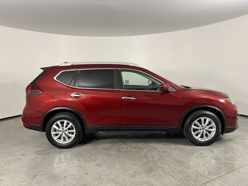 Used 2020 Nissan Rogue SV FWD image 9
