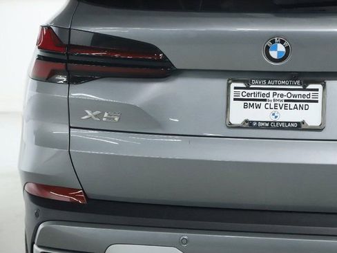 Certified 2024 BMW X5 xDrive40i w/ Premium Package image 42