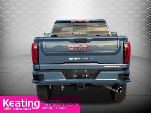 Used 2025 GMC Sierra 3500 Denali w/ Technology Package AWD/4WD image 7