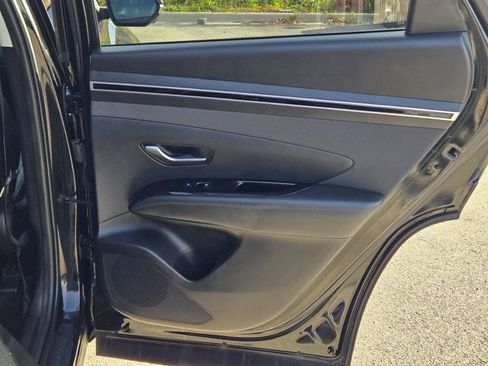 Used 2022 Hyundai Tucson Limited w/ Cargo Package image 8