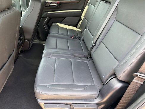 Used 2025 Chevrolet Tahoe LT AWD/4WD image 20