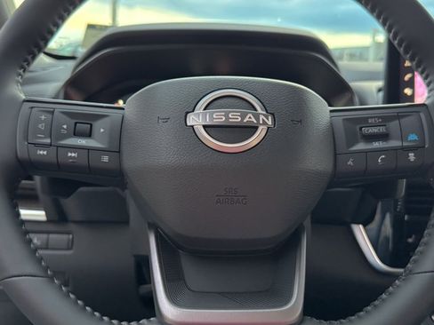 New 2026 Nissan Rogue Platinum w/ Platinum Premium Package AWD/4WD image 9