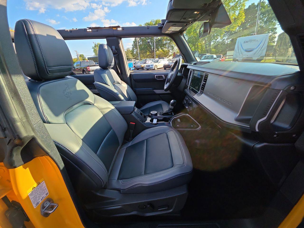 Used 2022 Ford Bronco Outer Banks AWD/4WD image 8
