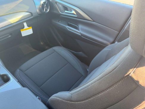 New 2026 Chevrolet Equinox EV LT image 37