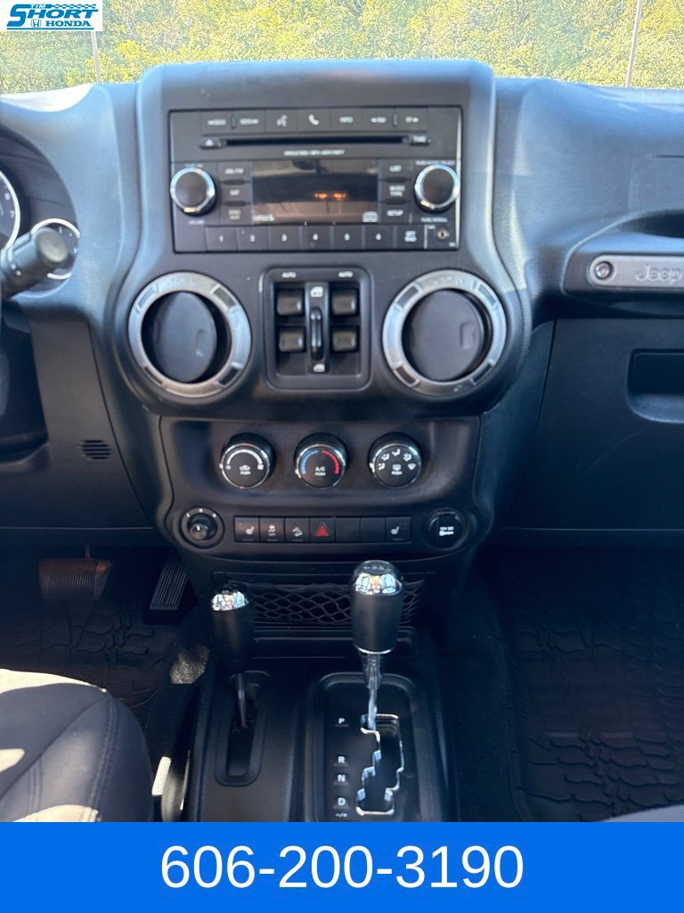 Used 2017 Jeep Wrangler Unlimited Sport w/ Quick Order Package 24S AWD/4WD image 15