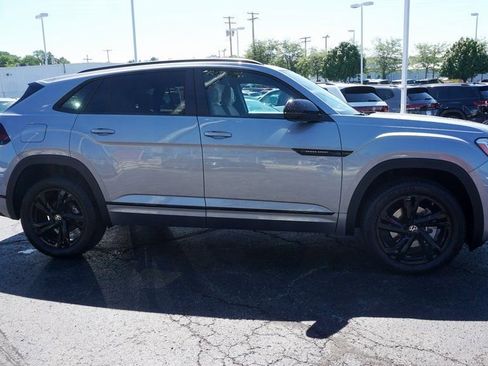 New 2026 Volkswagen Atlas Cross Sport SEL R-Line AWD/4WD image 3