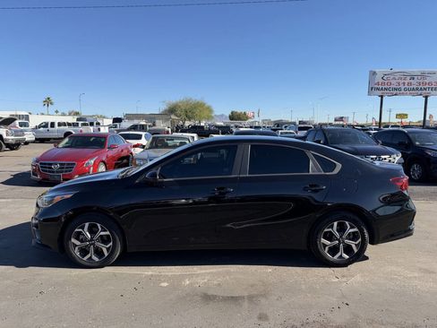 Used 2021 Kia Forte LXS image 4