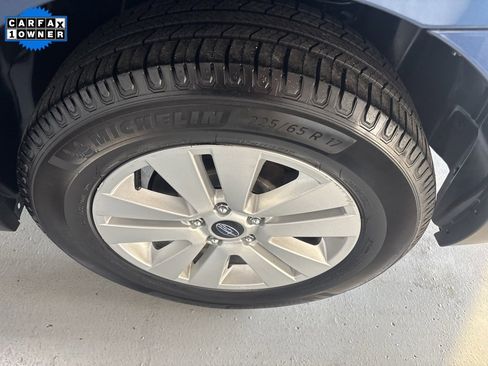 Used 2019 Subaru Outback 2.5i Premium image 9