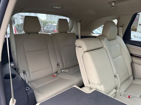 Used 2017 Acura MDX SH-AWD image 15