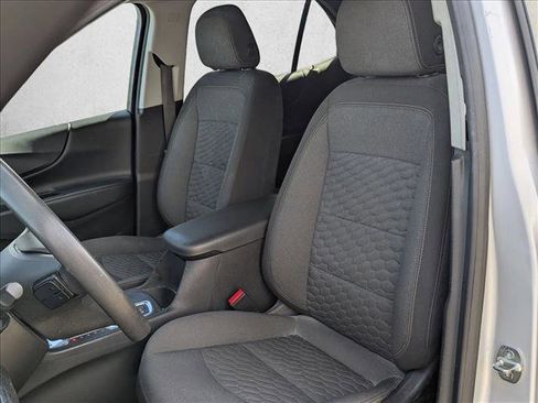 Used 2021 Chevrolet Equinox LT image 14