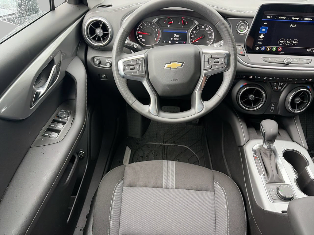 New 2026 Chevrolet Blazer LT w/ Convenience Package FWD image 9
