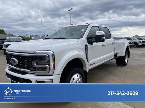 Used 2026 Ford F450 Platinum w/ Platinum Plus Package AWD/4WD image 1