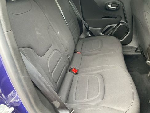 Used 2021 Jeep Renegade Latitude image 43