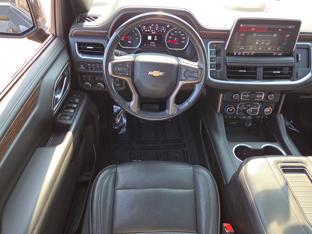 Used 2021 Chevrolet Suburban High Country w/ Premium Package AWD/4WD image 4