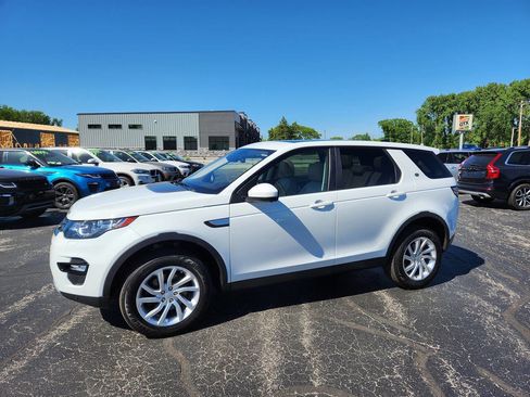 Used 2017 Land Rover Discovery Sport HSE AWD/4WD image 2